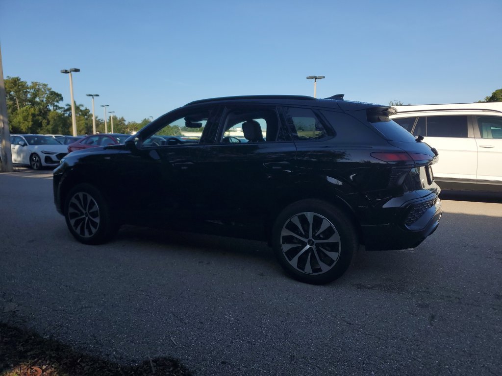New 2026 Audi Q3 quattro 2.0T AWD/4WD image 8