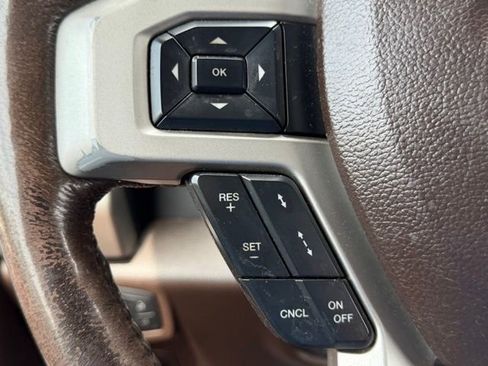 Used 2019 Ford F150 King Ranch w/ Equipment Group 601A Luxury AWD/4WD image 20