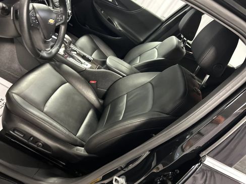 Used 2024 Chevrolet Malibu LT FWD image 12