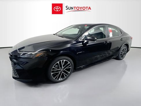 New 2026 Toyota Camry XLE image 9