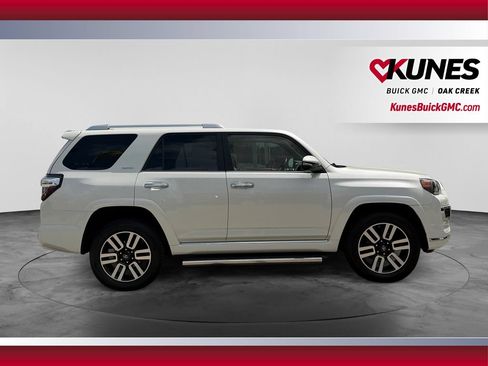 Used 2018 Toyota 4Runner Limited AWD/4WD image 12