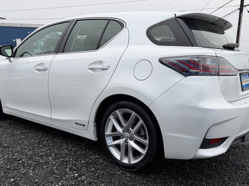 Used 2015 Lexus CT 200h image 5