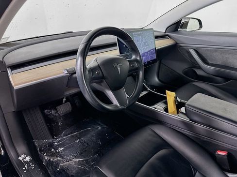 Used 2018 Tesla Model 3 Long Range image 13
