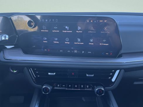 New 2026 Chevrolet Suburban LS image 27