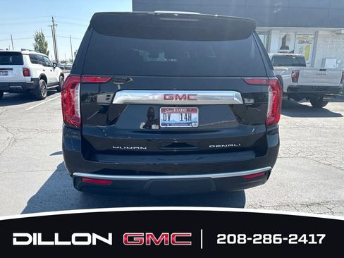 Used 2024 GMC Yukon Denali w/ Advanced Technology Package AWD/4WD image 5