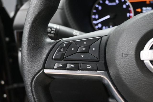 Used 2024 Nissan Sentra SV FWD image 15