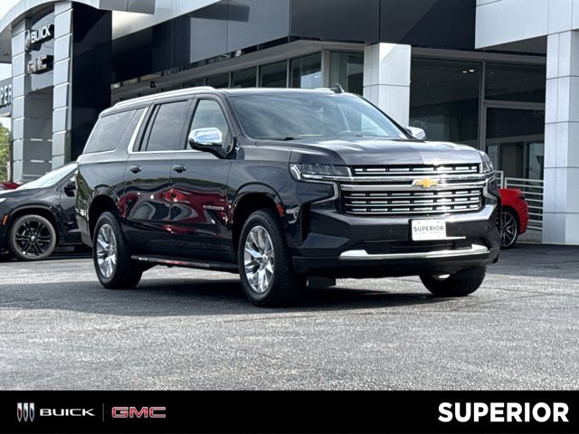 Used 2023 Chevrolet Suburban Premier AWD/4WD image 1