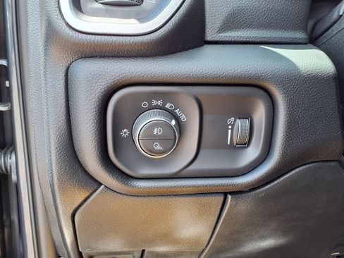 New 2026 RAM 3500 Big Horn AWD/4WD image 5