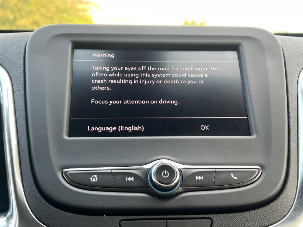 Used 2024 Chevrolet Equinox LT FWD image 8
