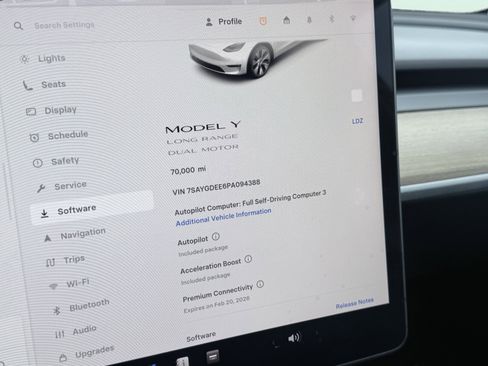 Used 2023 Tesla Model Y Long Range image 81