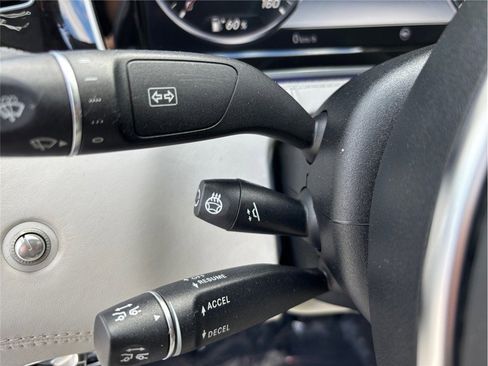 Used 2017 Mercedes-Benz S 550 Cabriolet image 24