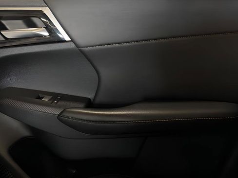 Used 2023 Mitsubishi Outlander SE Black Edition AWD/4WD image 19