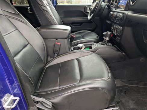 Used 2019 Jeep Wrangler Unlimited Sahara w/ Quick Order Package 24M Moab image 29