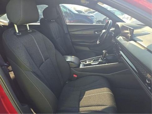 Used 2024 Honda Accord Sport image 4