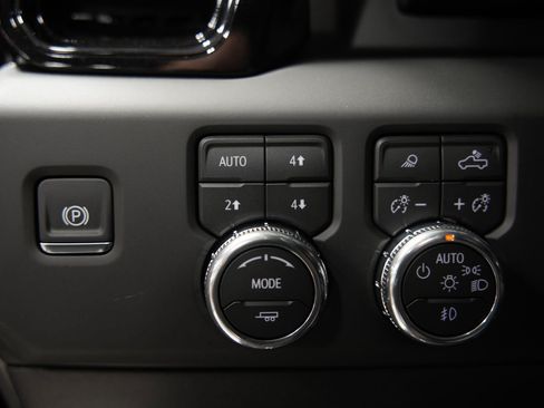 New 2026 GMC Sierra 1500 AT4 w/ AT4 Premium Package AWD/4WD image 35