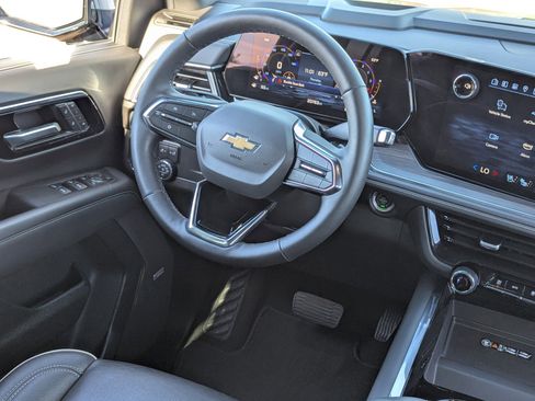 Certified 2025 Chevrolet Tahoe Premier image 16