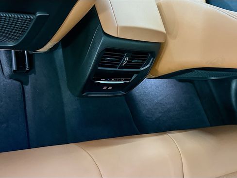 Used 2022 BMW 330e xDrive w/ Convenience Package image 29