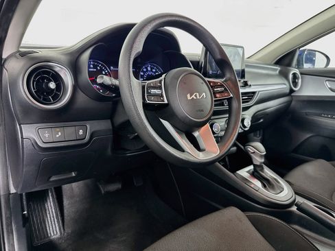 Used 2022 Kia Forte LXS w/ LXS Technology Package FWD image 20