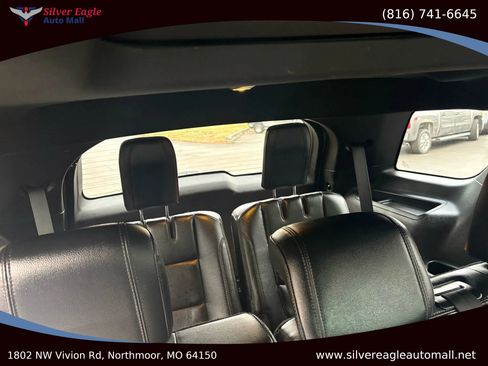 Used 2016 Ford Explorer XLT w/ Equipment Group 202A image 13