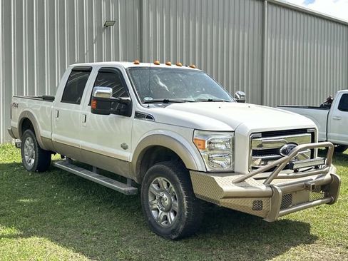 Used 2012 Ford F250 King Ranch w/ King Ranch w/Chrome Pkg image 5
