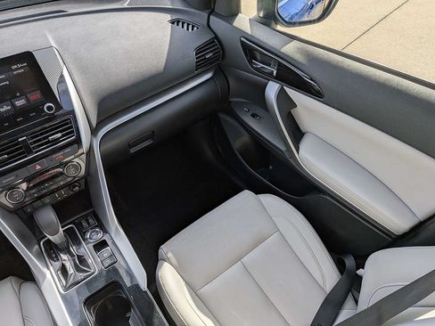 Used 2024 Mitsubishi Eclipse Cross SEL AWD/4WD image 18