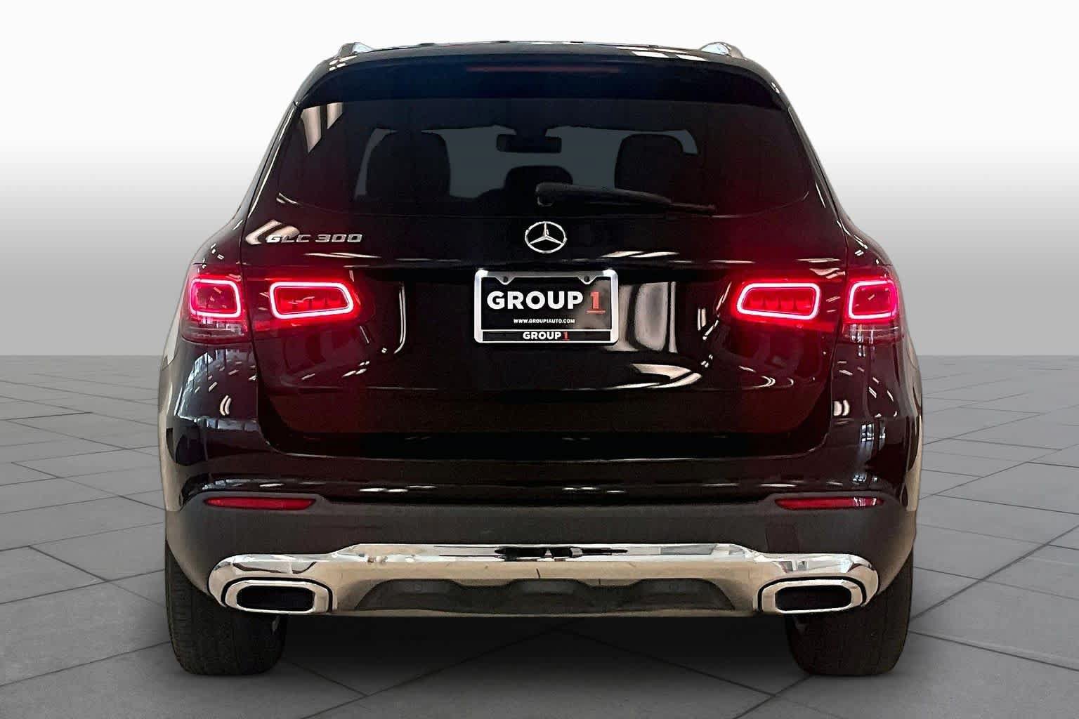 Used 2020 Mercedes-Benz GLC 300 image 4