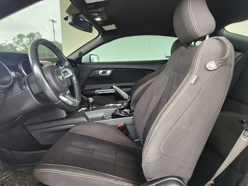 Used 2018 Ford Mustang GT w/ GT Performance Package RWD image 15