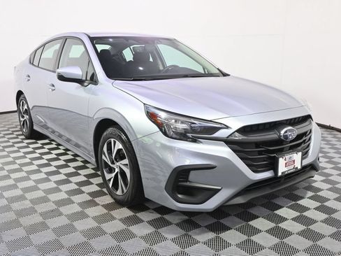 Used 2024 Subaru Legacy Premium AWD/4WD image 9