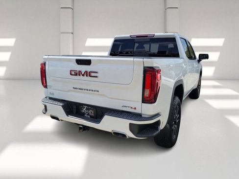 Used 2022 GMC Sierra 1500 AT4 w/ AT4 Premium Package image 5
