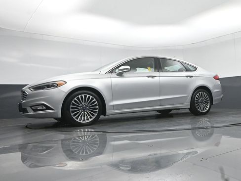 Used 2017 Ford Fusion SE image 51