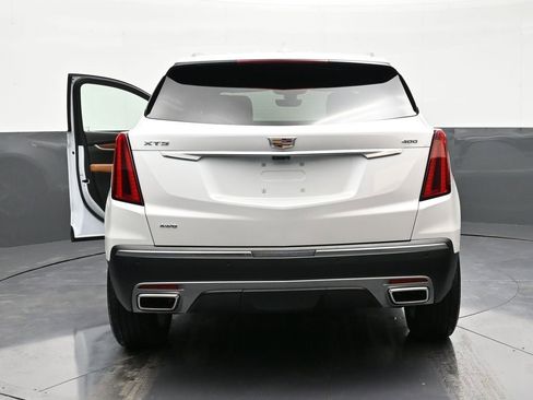 Used 2026 Cadillac XT5 Premium Luxury w/ Driver Assist Package image 4