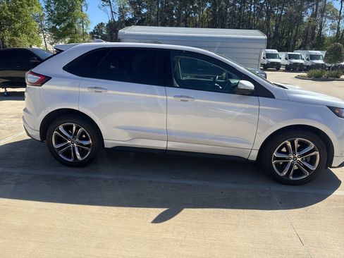 Used 2018 Ford Edge Sport w/ Equipment Group 401A image 3