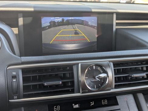 Used 2019 Lexus IS 300 F Sport w/ F Sport Package AWD/4WD image 13