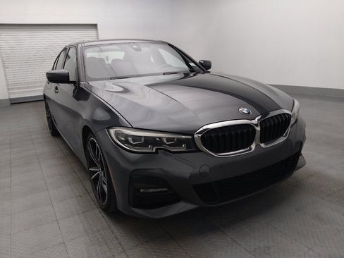 Used 2019 BMW 330i Sedan w/ M Sport Package RWD image 14