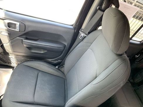 Used 2020 Jeep Wrangler Unlimited Sport S image 27