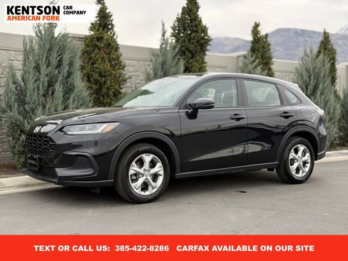 Used 2025 Honda HR-V LX image 1