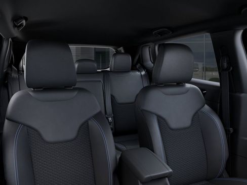 New 2026 Jeep Compass Latitude image 26