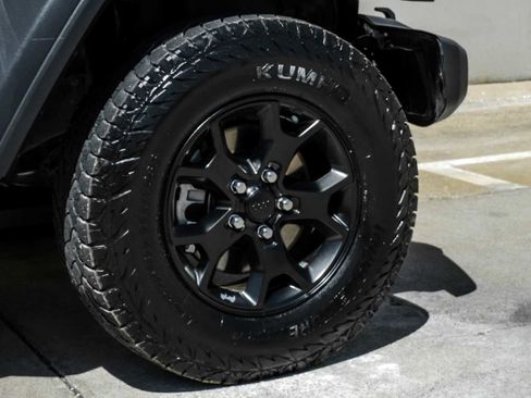 Used 2020 Jeep Wrangler Unlimited Sport image 59