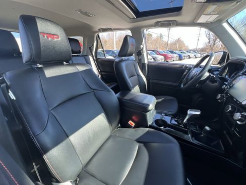 Used 2022 Toyota 4Runner TRD Off-Road Premium w/ Moonroof Package image 27