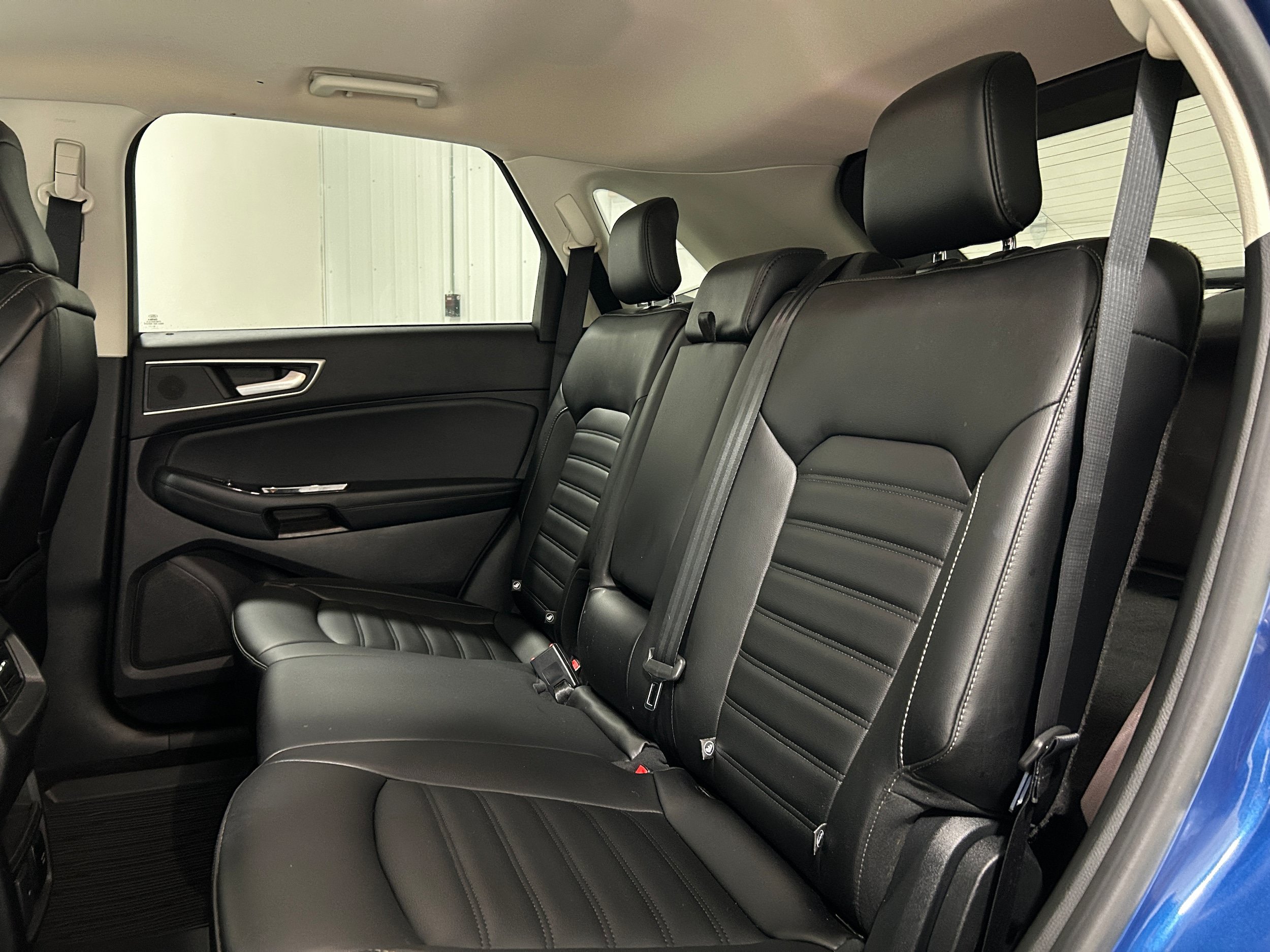 Used 2020 Ford Edge SEL w/ Convenience Package AWD/4WD image 29