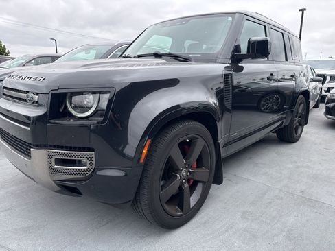 Used 2021 Land Rover Defender 110 X AWD/4WD image 2