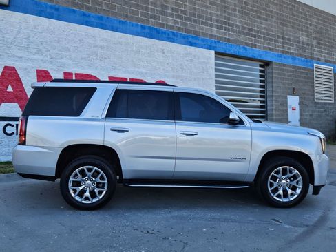 Used 2019 GMC Yukon SLE w/ SLE Value Package AWD/4WD image 8