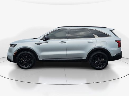 Used 2021 Kia Sorento S w/ Panoramic Sunroof Package AWD/4WD image 7