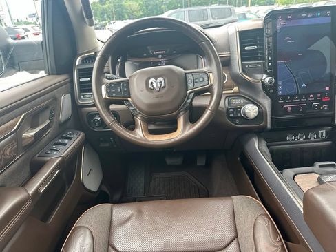 Used 2025 RAM 1500 Limited AWD/4WD image 19