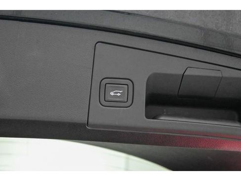 Used 2024 Cadillac XT4 Sport image 55