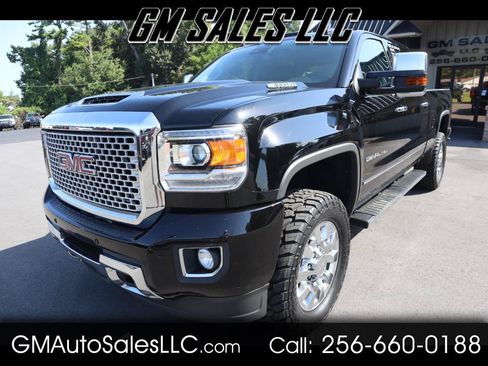 Used 2017 GMC Sierra 2500 Denali w/ Duramax Plus Package AWD/4WD image 1