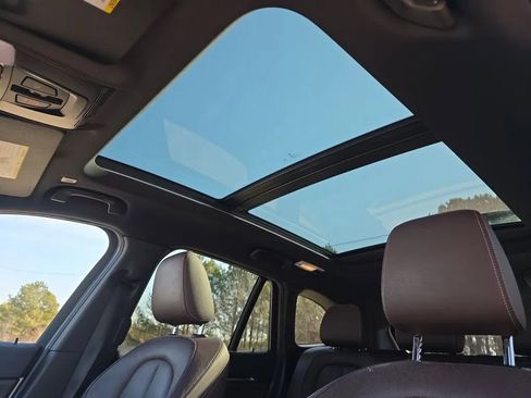 Used 2018 BMW X1 sDrive28i image 16