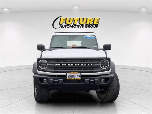 Certified 2023 Ford Bronco Black Diamond w/ Sasquatch Package image 2