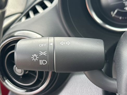 Used 2023 MAZDA MX-5 Miata Sport image 35