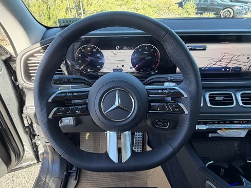 New 2026 Mercedes-Benz GLS 450 4MATIC image 22